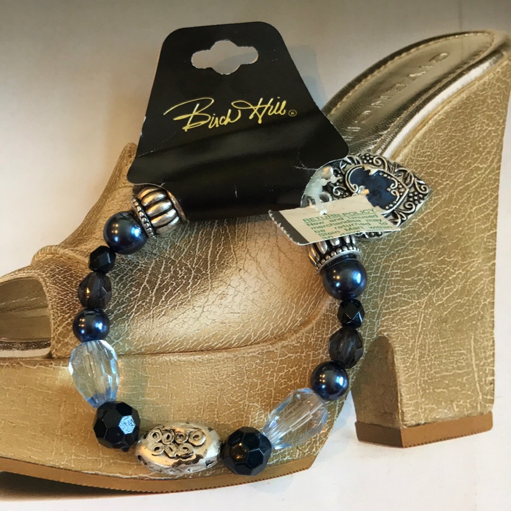 Buch Hill Toggle Bracelet New with tag